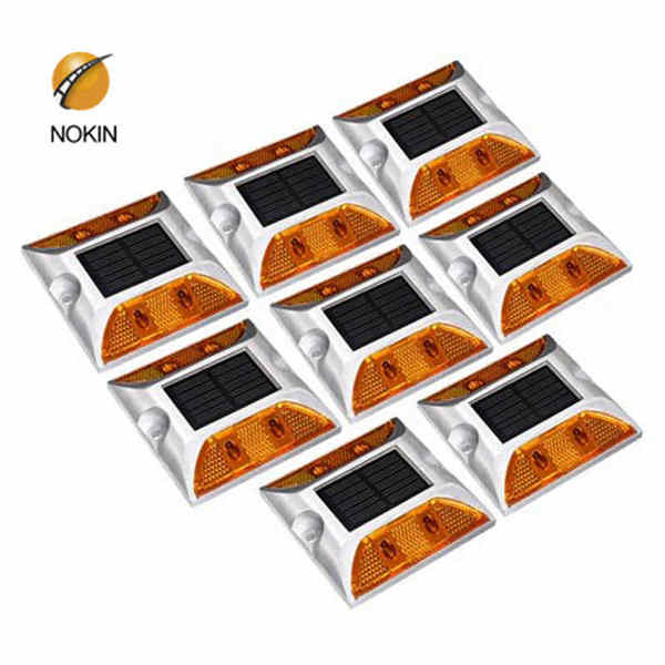 Synchronous Flashing Solar Stud Lights On Discount